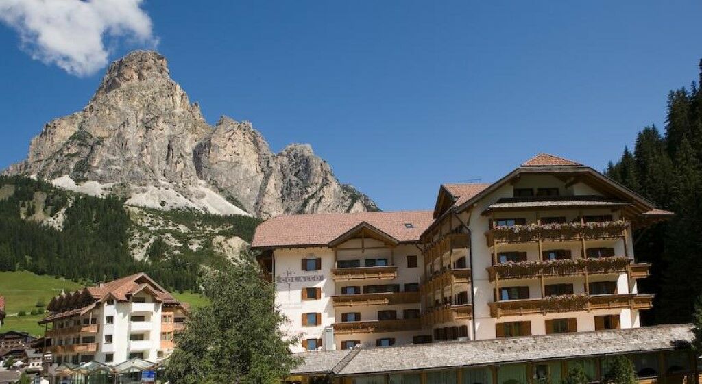 Hotel Col Alto Corvara In Badia Exterior photo